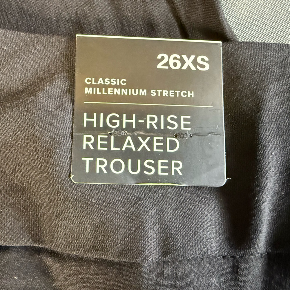 Torrid Black High-Rise Relaxed Trouser Pants Classic Millennium Stretch 26 XS - Picture 13 of 13